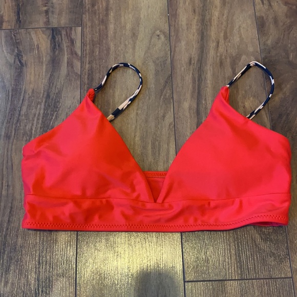 Red Bikini - Picture 2 of 4